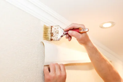 Pose de papier peint à Audierne — revêtements muraux et toiles de verre